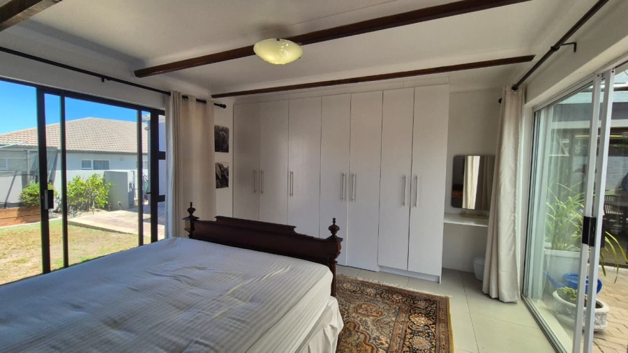 4 Bedroom Property for Sale in Country Club Western Cape